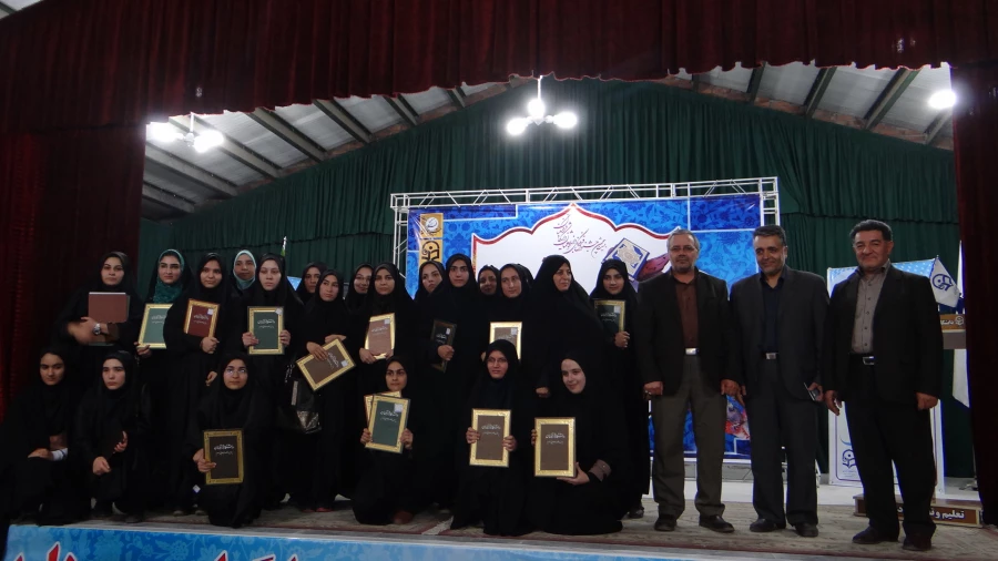 برگزاری مسابقات استانی قران وعترت  8