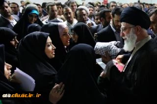 •	دیدار جمعی از دانشجو معلمان با مقام معظم رهبری به مناسبت هفته معلم , 2