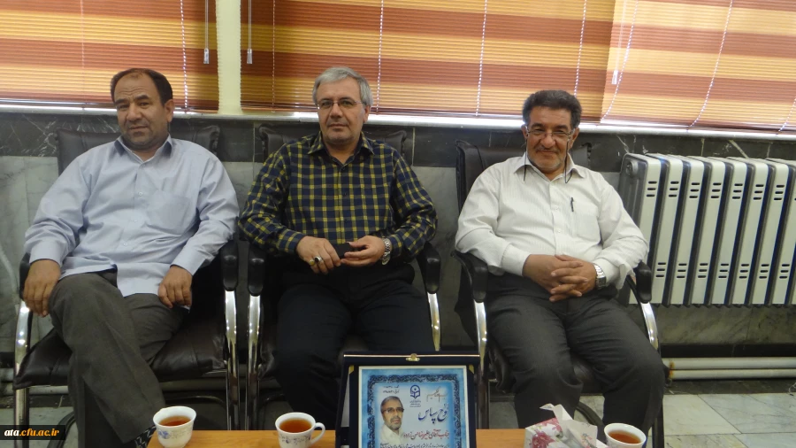 مراسم تودیع معاونت محترم آموزشی  ،فرهنگی وپژوهشی جناب آقای حسن زاده 2