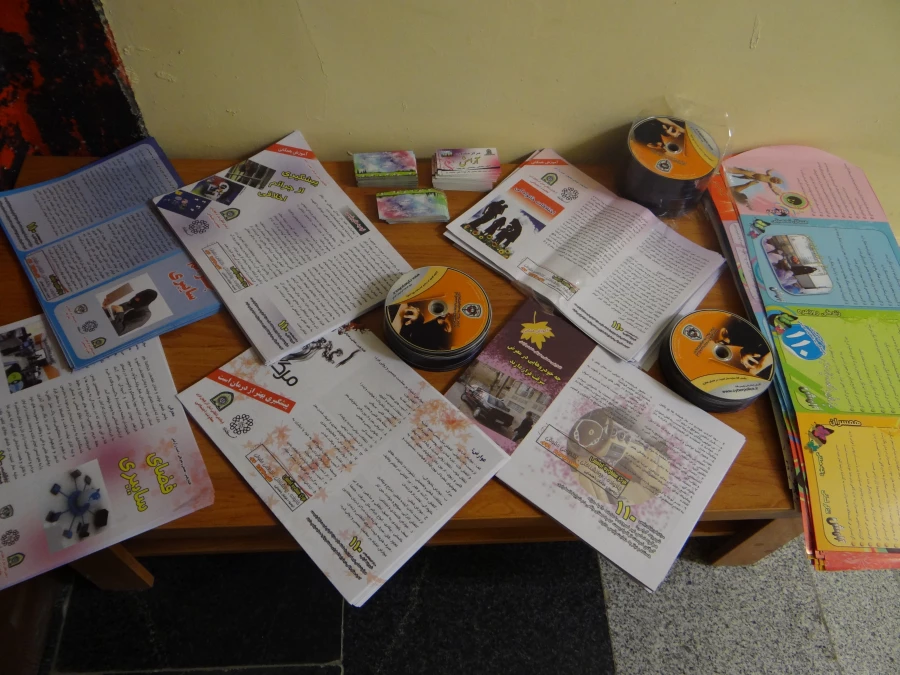 برگزاری کلاس آشنائی باآسیب های  اجتماعی درهفته نیروی انتظامی 3