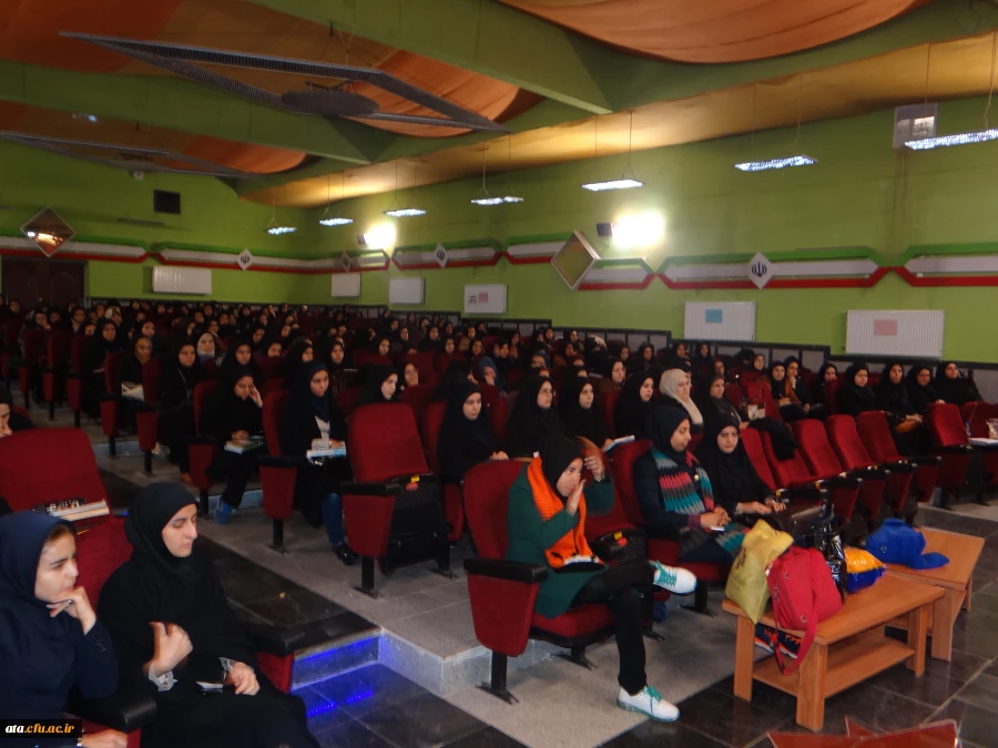 نشست مسئول حراست پردیس با دانشجو معلمان 2