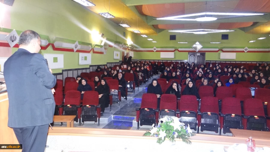 سخنرانی دکتر فتح اللهی در جمع اعضای کانون ها و انجمن های علمی پردیس علامه طباطبایی  2