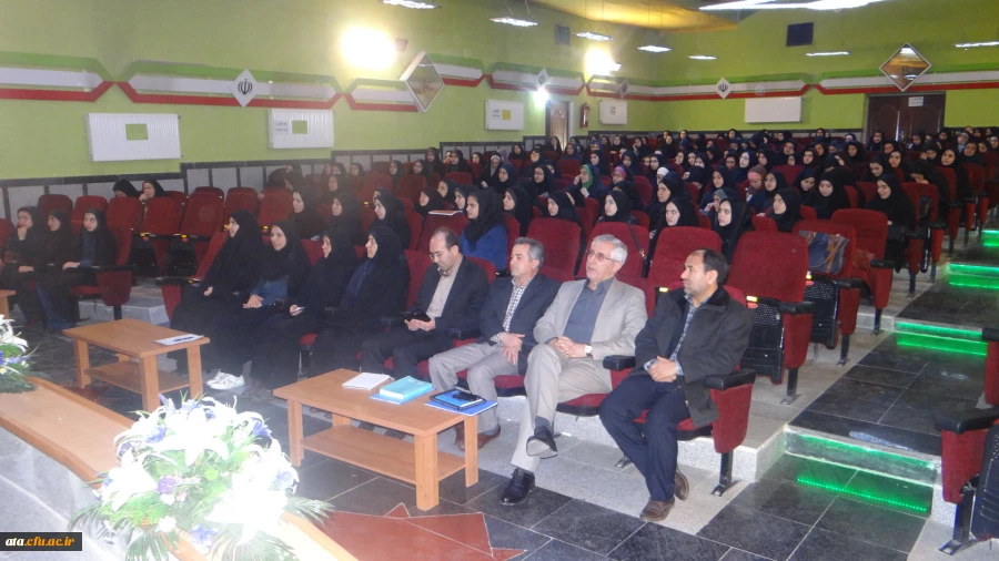 نشست صمیمی مدیر کل محترم ومعاونین گرامی با دانشجو معلمان پردیس علامه طباطبایی (خواهران)ارومیه 2