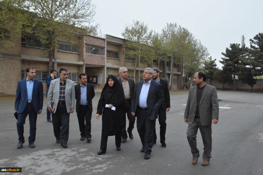 حضوراستاندارمحترم ومدیر کل آموزش وپرورش درپردیس علامه طباطبائی خواهران ارومیه 2