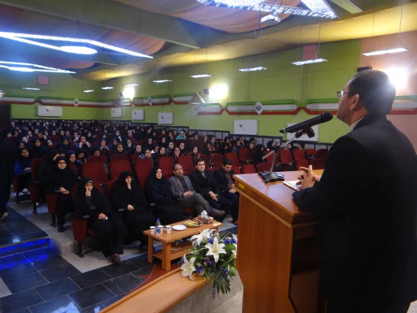 گزارش تصویری ازمراسم گرامیداشت روز دانشجو 3