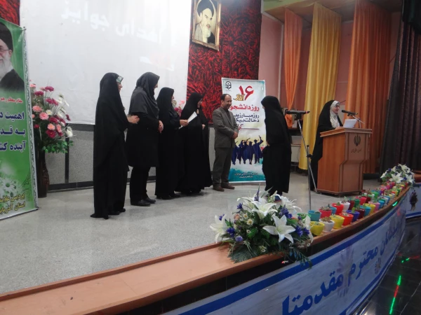 گزارش تصویری ازمراسم گرامیداشت روز دانشجو 5