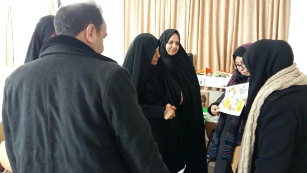 بر پایی نمایشگاه از آثار هنری دانشجویان به مناسبت دهه مبارک فجر 3