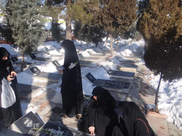 تجدید میثاق با آرمانهای شهدا،درمراسم میهمانی لاله ها 2