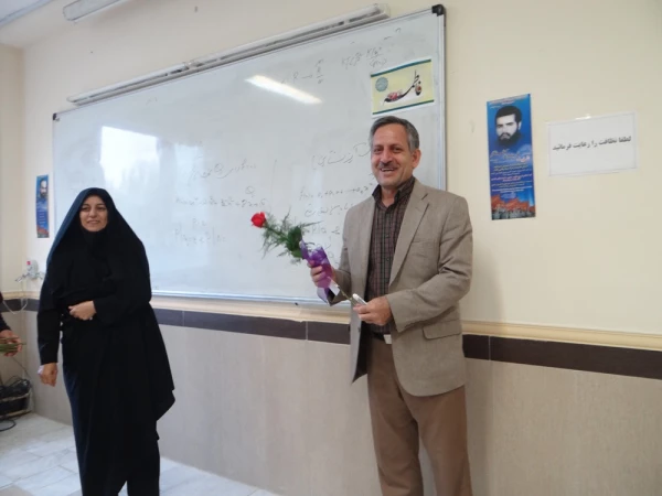 تقدیر سرپرست پردیس علامه طباطبائی از اساتید و دانشجومعلمان در نخستین روز از هفته آموزش