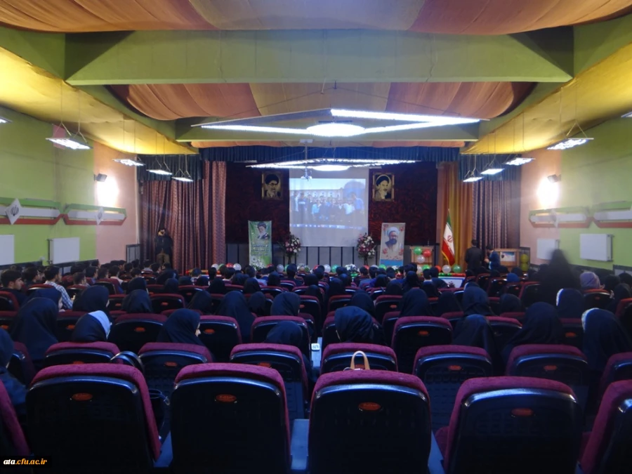 تقدیر از اساتید هیئت علمی منتخب و پیشکسوت و حائزین رتبه های دانشجویی در مراسم هفته آموزش