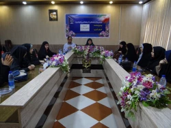 جمعی از نو معلمان فارغ التحصیل دانشگاه  روز یکشنبه هشتم مرداد  با مسئولین پردیس  دیدار کردند.