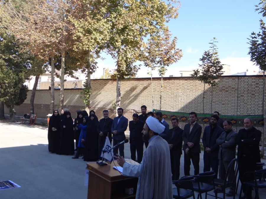 مسئول نهادمقام معظم رهبری در دانشگاه فرهنگیان استان بیان کرد؛

ملت ایران متعهد به اخلاق، احکام و فتوای مقام معظم رهبری است 2