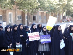 مسئول نهادمقام معظم رهبری در دانشگاه فرهنگیان استان بیان کرد؛

ملت ایران متعهد به اخلاق، احکام و فتوای مقام معظم رهبری است 5