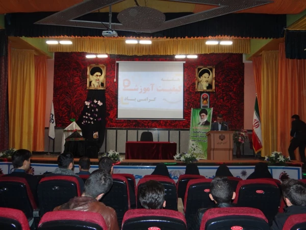 همزمان با روز ملی کیفیت آموزش؛

تقدیر از تلاشگران برتر حوزه کیفیت آموزش 3