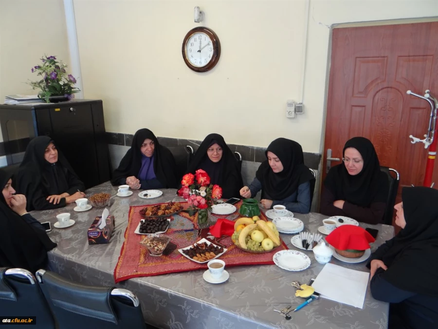 همزمان با چهارشنبه آخر صفر

مراسم فولکلوریک «مینجیق سالما» در پردیس علامه طباطبائی ارومیه 2