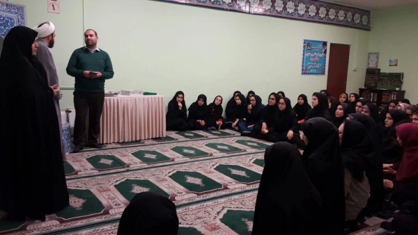 نشست های صمیمی مسئول نهاد مقام معظم رهبری در دانشگاه فرهنگیان استان آذربایجان غربی با دانشجویان. 2