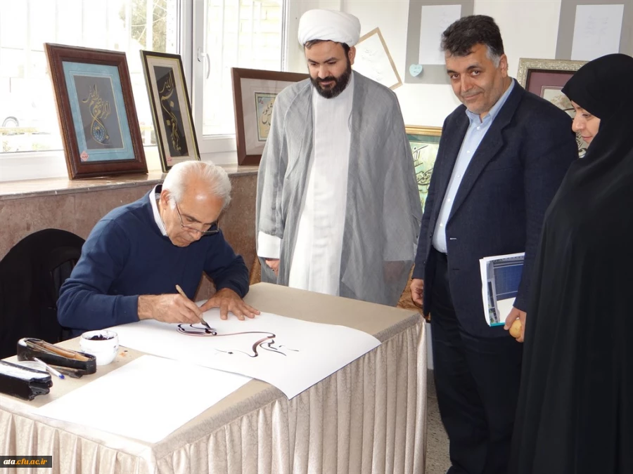 برپایی نمایشگاه آثار خوشنویسی استاد زینالی 2