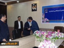 دکتر محمودلو در جلسه شورای اداری مطرح نمود؛

برقراری تعامل مطلوب بین کارکنان لازمه رشد یک سیستم است 4