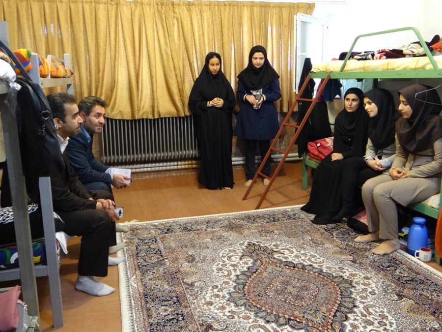 همزمان با هفته معلم انجام شد؛

بازدید سرزده سرپرست مدیریت امور پردیس های استان آذربایجان غربی از خوابگاه دانشجویی خواهران 3