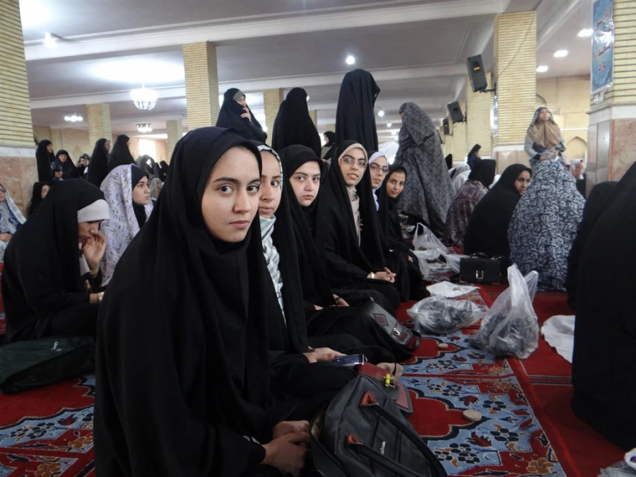 یک نماز جمعه تمام فرهنگی با حضور اهالی دانشگاه فرهنگیان ارومیه 3