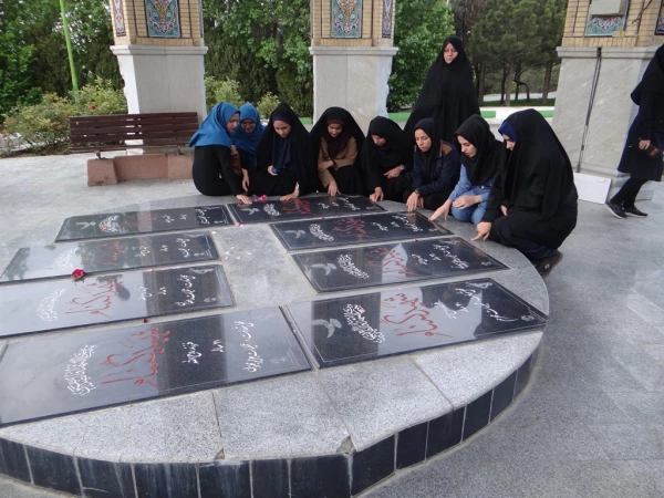 در قالب کانون ایرانگردی دانشگاه فرهنگیان صورت پذیرفت؛

اردوی ایرانگردی دانشجومعلمان پردیس فاطمه الزهرا اصفهان به میزبانی پردیس علامه طباطبائی خواهران ارومیه 2