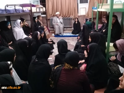 همزمان با هفته خوابگاه ها انجام گرفت؛

نشست صمیمی مسئول نهاد رهبری با دانشجویان خوابگاهی
