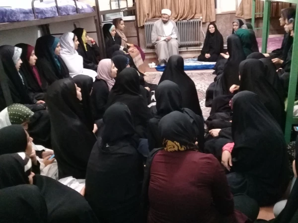 همزمان با هفته خوابگاه ها انجام گرفت؛

نشست صمیمی مسئول نهاد رهبری با دانشجویان خوابگاهی 3
