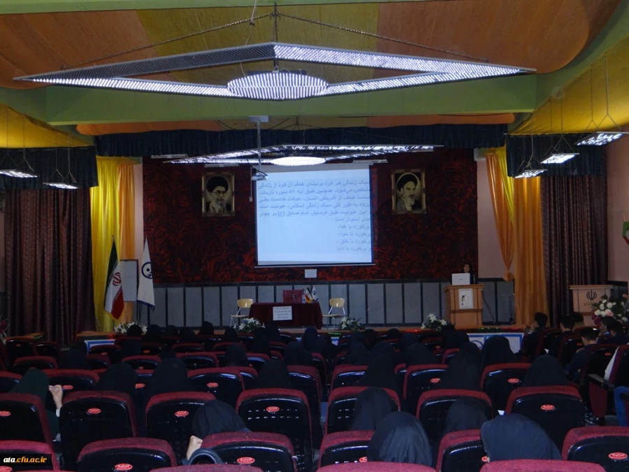 همایش سبک زندگی و نحوه پیاده سازی آن در زندگی مدرن امروزی برگزار شد 4