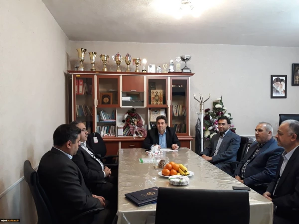 با حضور مسئولین امورمالی سازمان مرکزی دانشگاه فرهنگیان؛

انتصاب مسئول جدید  امور مالی و طرح و برنامه استان 3