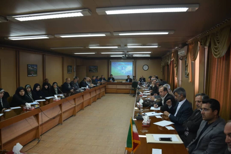 با حضور نماینده مجلس خبرگان؛

جلسه هم اندیشی اساتید دانشگاه فرهنگیان آذربایجان غربی در دهمین روز از ماه مبارک رمضان برگزار شد

 5