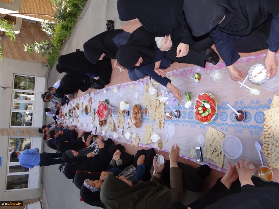 برگزاری صبحانه کاری در محوطه پردیس علامه طباطبائی ارومیه

 2