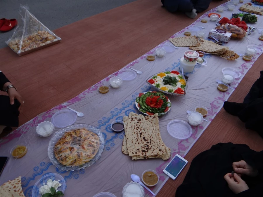 برگزاری صبحانه کاری در محوطه پردیس علامه طباطبائی ارومیه

 5