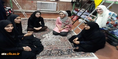 سرپرست پردیس علامه طباطبائی ارومیه  با حضور در خوابگاه دانشجویی در محفلی صمیمانه در کنار دانشجویان به تماشای فوتبال نشست