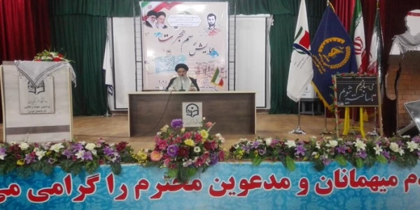 مدیر امور پردیس های دانشگاه فرهنگیان آذربایجان غربی در همایش رسم هجرت بیان کرد؛

جهاد و روحیه جهادی باید در تمام امورات ما نمود پیدا کند 4