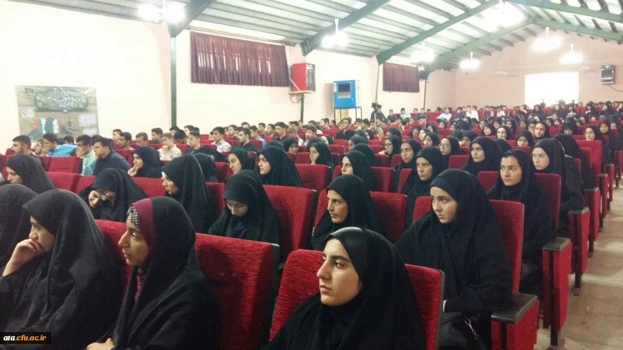 نشست تخصصی مدیر کل فرهنگی دانشگاه فرهنگیان با مسئولین تشکلها ودبیرا ن کانونها 11