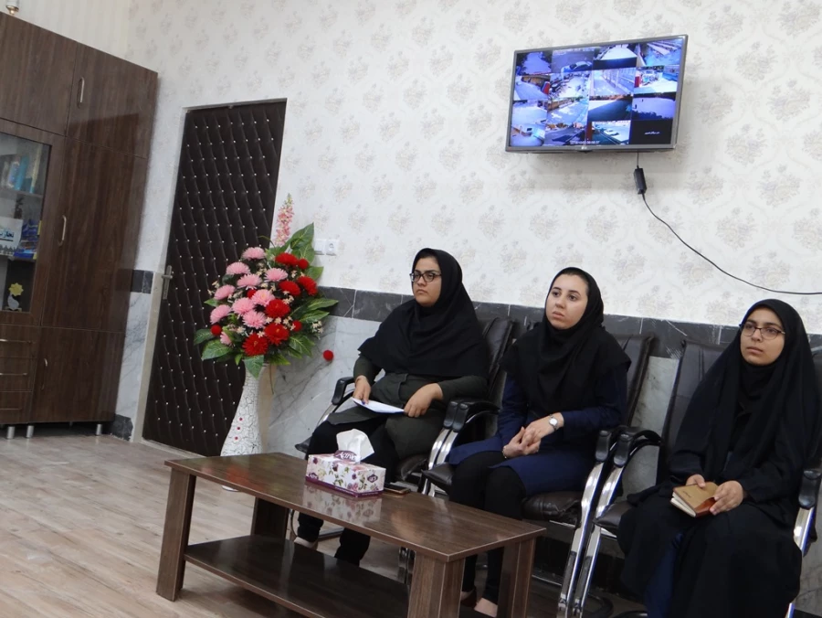 برگزاری نشست صمیمی ریاست پردیس علامه طباطبایی با اعضای شورای صنفی 5