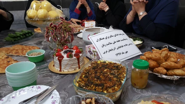 به مناسبت هفته ملی سلامت زنان؛

اعضای هیئت علمی و کارکنان پردیس علامه طباطبائی ارومیه خود را به یک وعده صبحانه سالم مهمان کردند 2