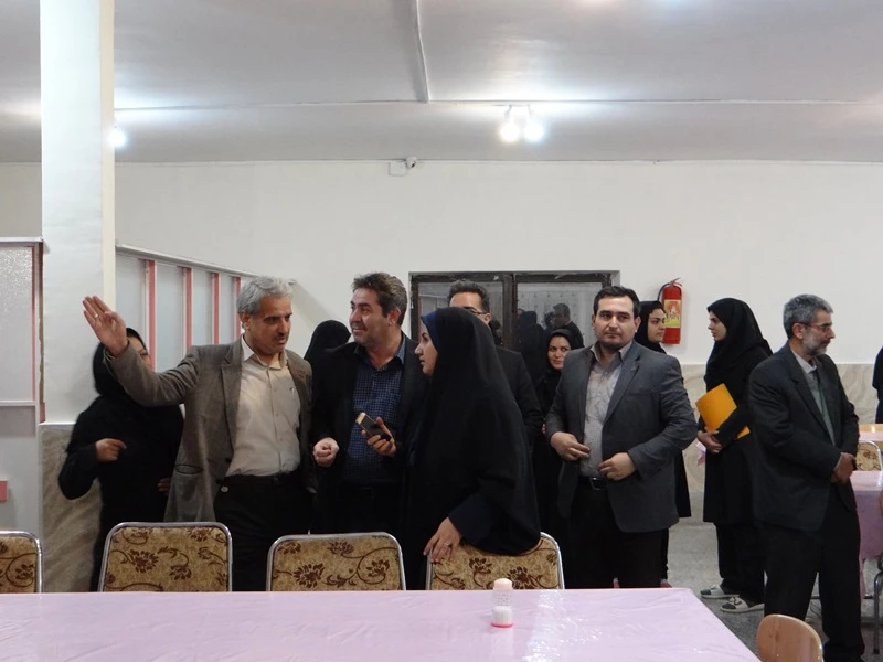 گزارش تصویری از بازدید دکتر آقا خانی مدیر کل امور دانشجویی از بخشهای مختلف پردیس علامه طباطبایی 12