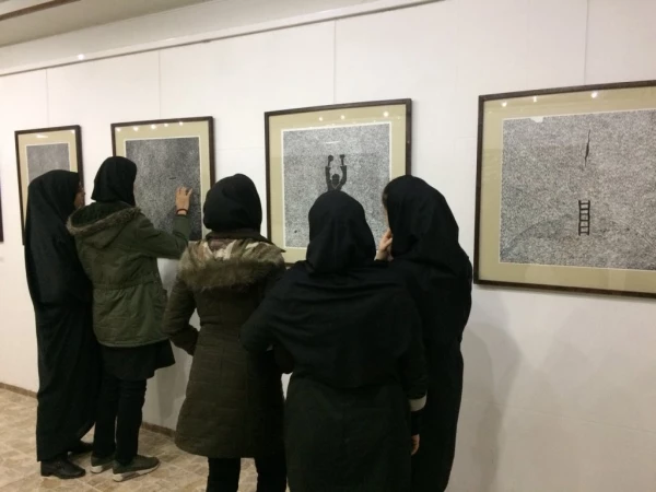 بازدید دانشجویان پردیس علامه طباطبایی از نگارخانه میلان