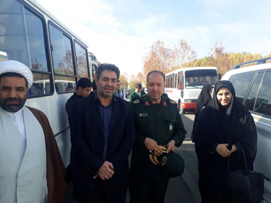 در سالروز تشکیل بسیج دانشجویی به فرمان حضرت امام خمینی (ره) و گرامیداشت هفته بسیج مراسم شکوه هجرت در راستای تجلیل از گروه های جهادی برگزار شد 2