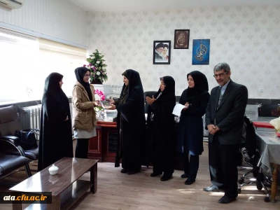 اهداء کتب تالیفی اساتید دانشگاه فرهنگیان و عقد تفاهم نامه همکاری با پژوهش سرای ابن سینای سیلوانا