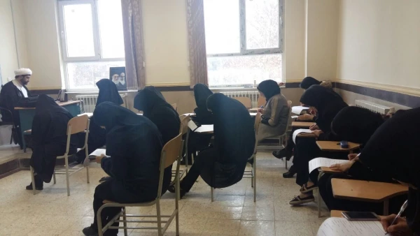 برگزاری دوره 16 ساعته معارف نماز توسط اساتید توانمند حوزه علمیه قم  3