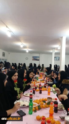گزارش تصویری حضور صمیمانه دکتر پایز سرپرست پردیس علامه طباطبایی به همراه مسئولین پردیس در ضیافت دانشجویان به مناسبت روز دانشجو