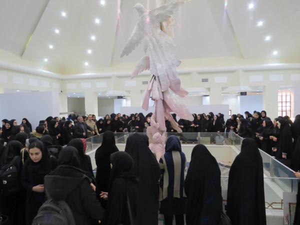 بازدید دانشجویان از موزه فرهنگی وحفظ ارزشهای دفاع مقدس استان 2