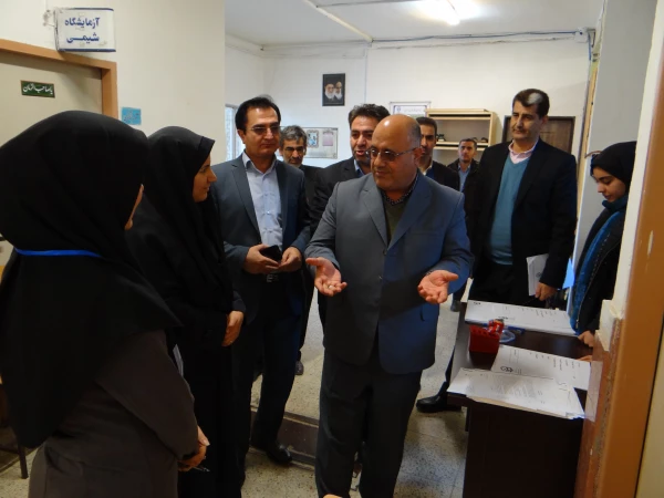 بازدید جناب آقای محمدی مدیر کل آموزش و پرورش آذربایجان غربی از مرکز مصاحبه نیمه متمرکز و تکمیل ظرفیت 2