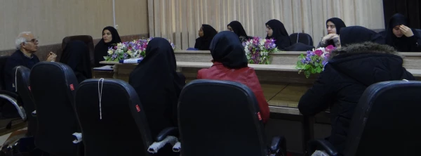 برگزاری ویژه برنامه نقد کتاب در قالب محفل ادبی به مناسبت بزرگداشت هفته پژوهش 4