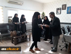 تقدیر از دانشجویان کاردان و مسئولیت پذیر توسط خانم دکتر پایز سرپرست پردیس علامه طباطبایی آذربایجان غربی 5