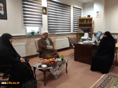 حضور دکتر پایز سرپرست پردیس علامه طباطبایی ارومیه در حوزه علمیه الزهراء به مناسبت روز وحدت حوزه و دانشگاه