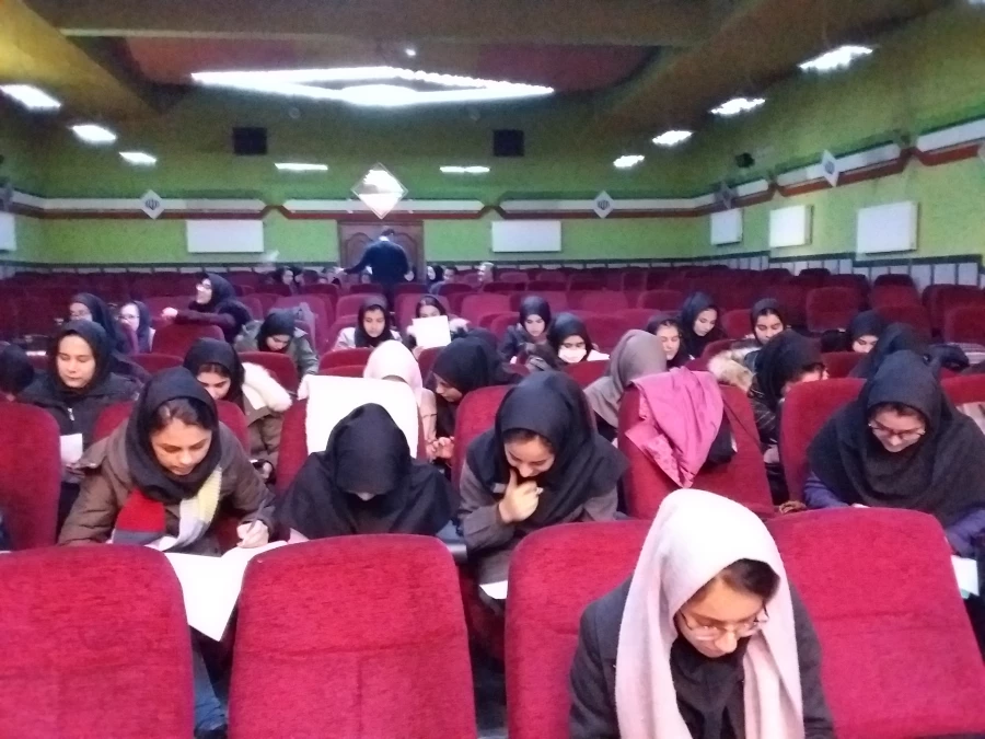 برگزاری مسابقه کتابخوانی به مناسبت بزرگداشت هفته پژوهش در پردیس علامه طباطبایی ارومیه 3