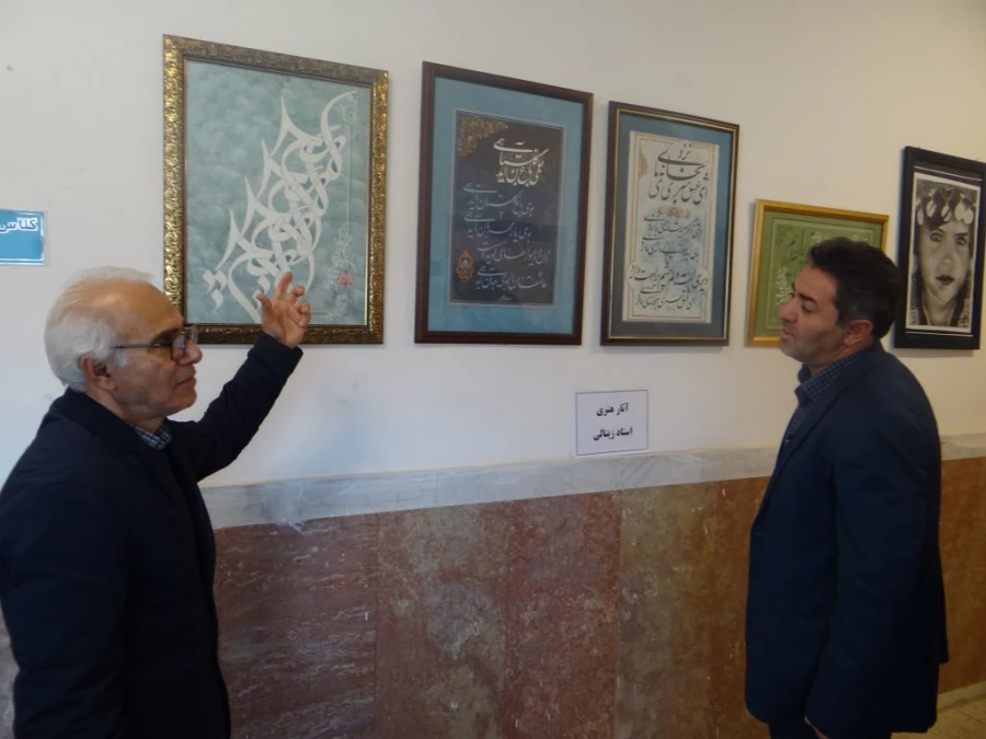 برگزاری نمایشگاه دست سازه های کمک آموزشی به مناسبت هفته پژوهش در پردیس علامه طباطبایی ارومیه 19